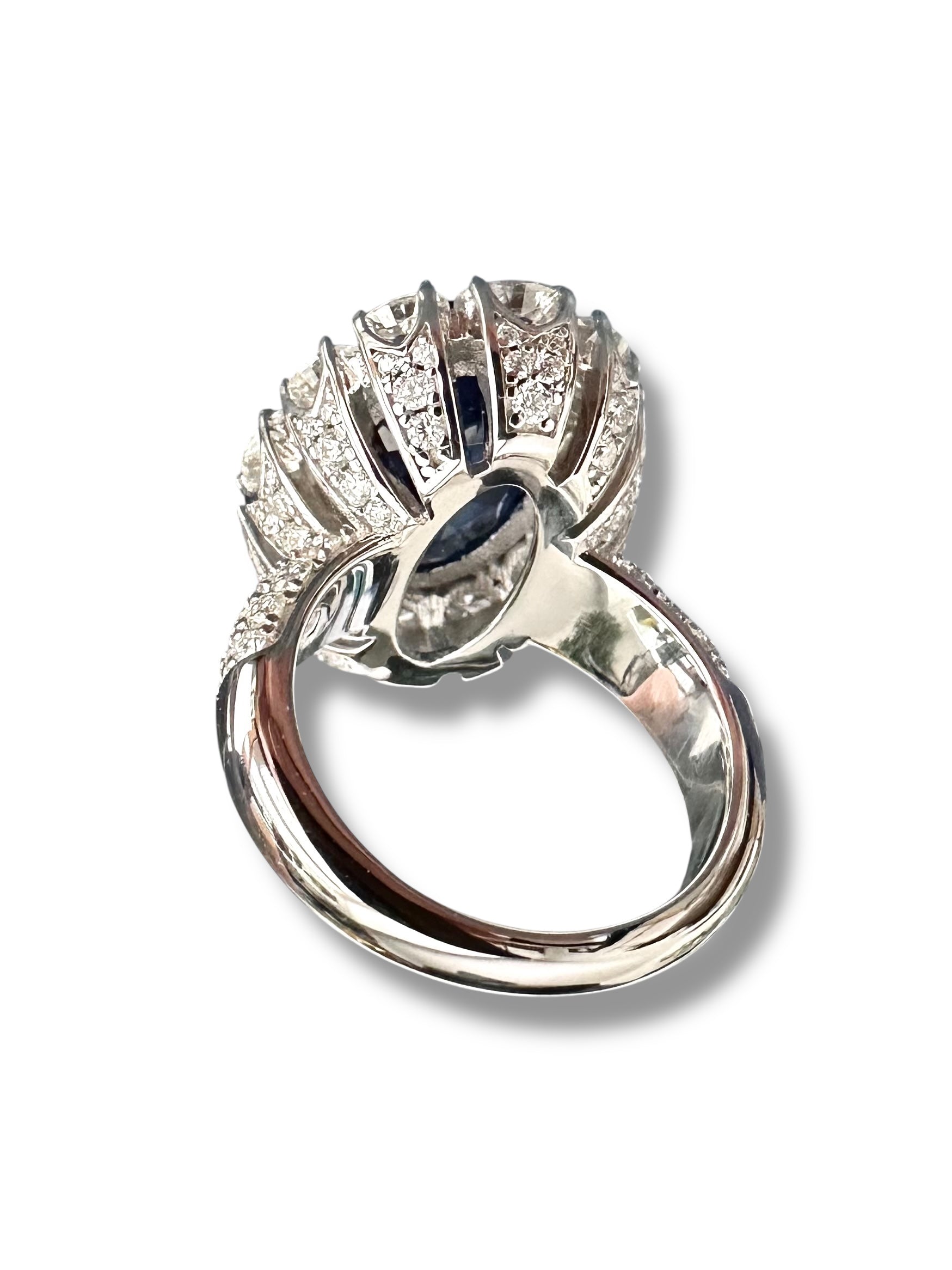 Stunning 13ct LC Sapphire Ring  image 9