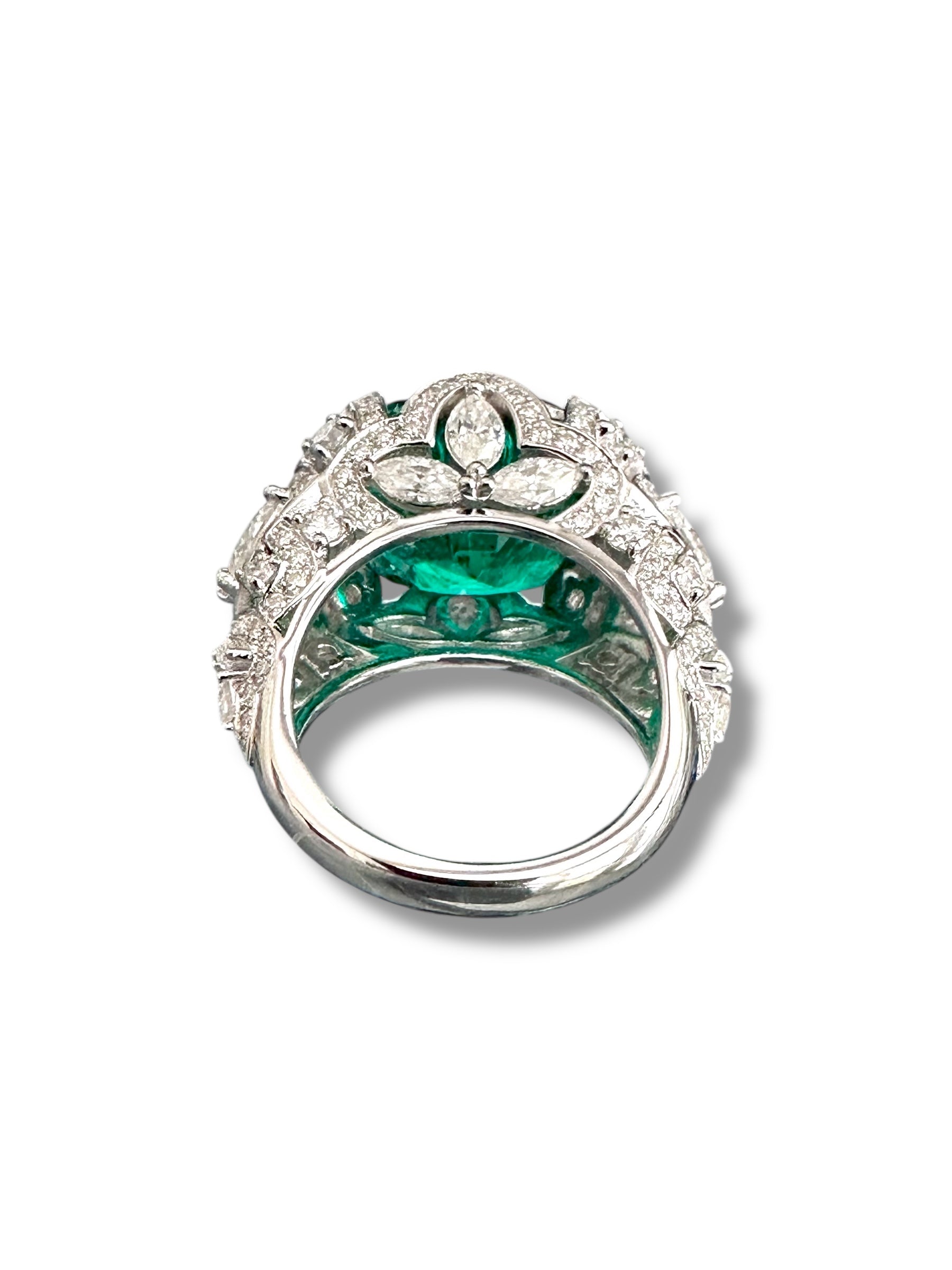 11.33ct Stunning Emerald Ring image 3