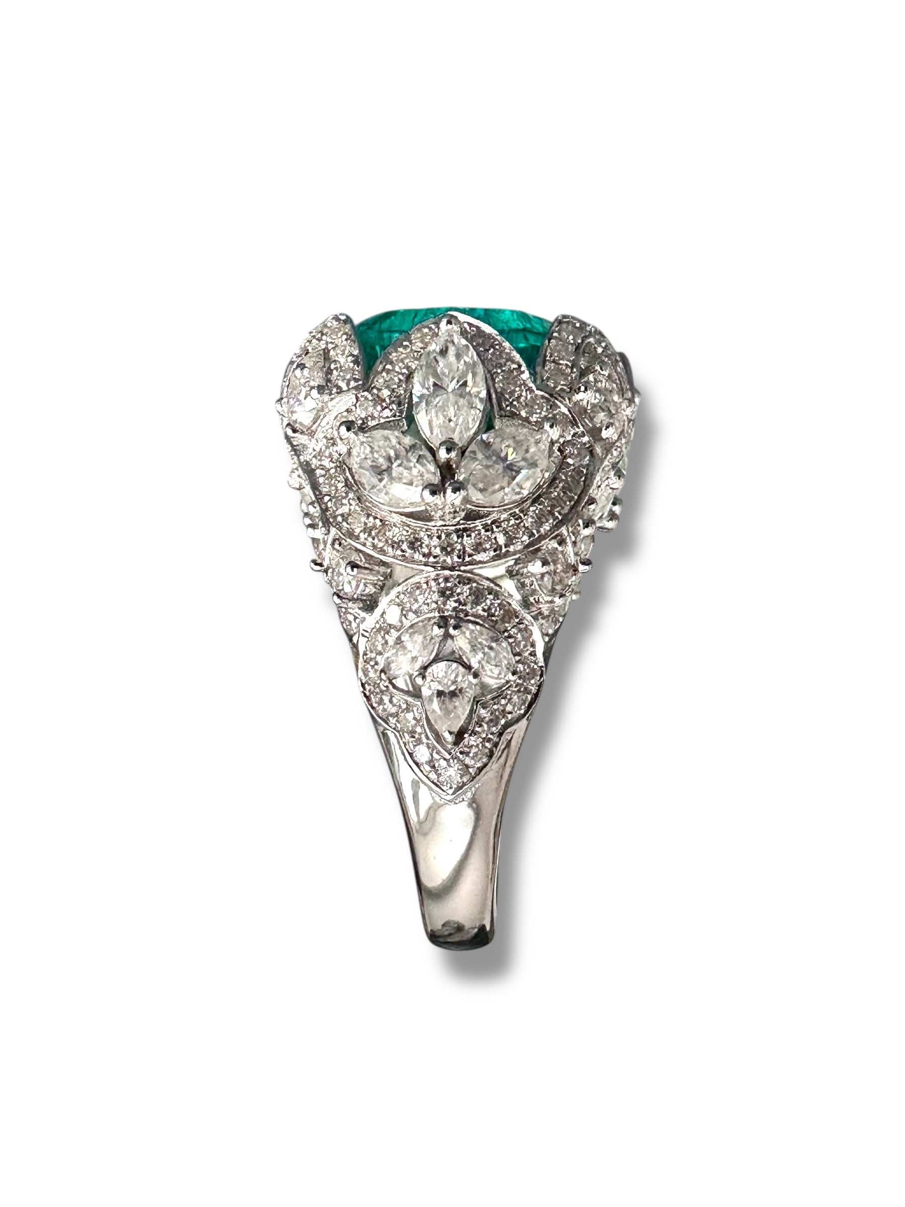 11.33ct Stunning Emerald Ring image 9