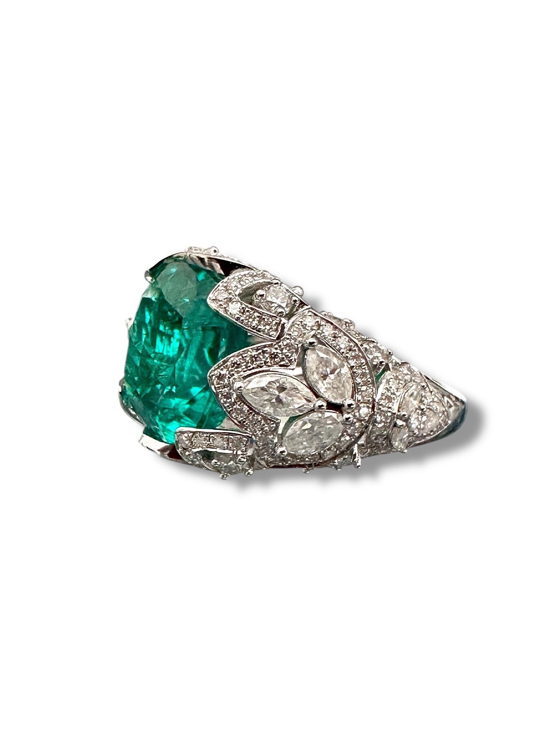 11.33ct Stunning Emerald Ring image 6