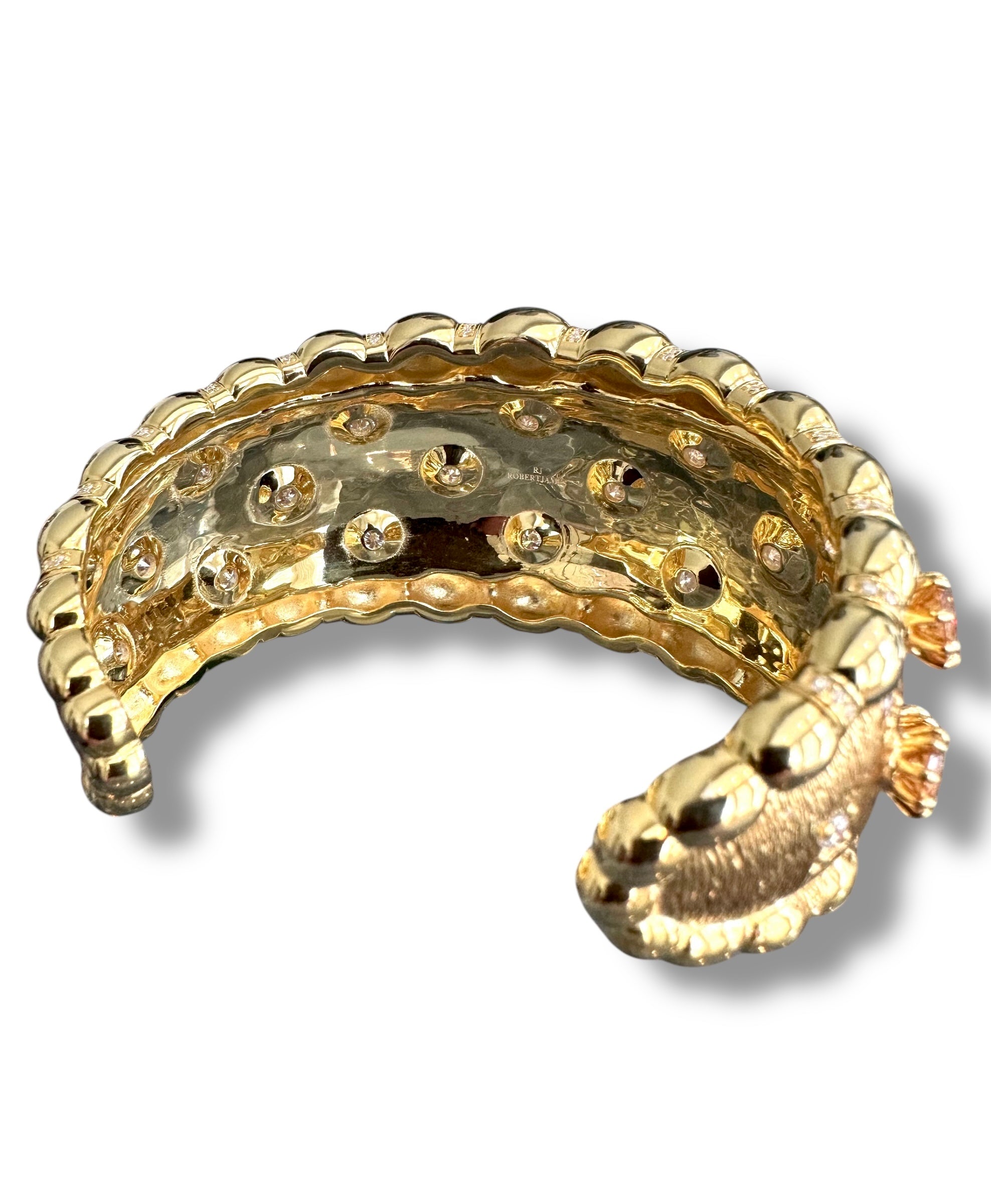 22ct Intense Champagne Cuff image 6