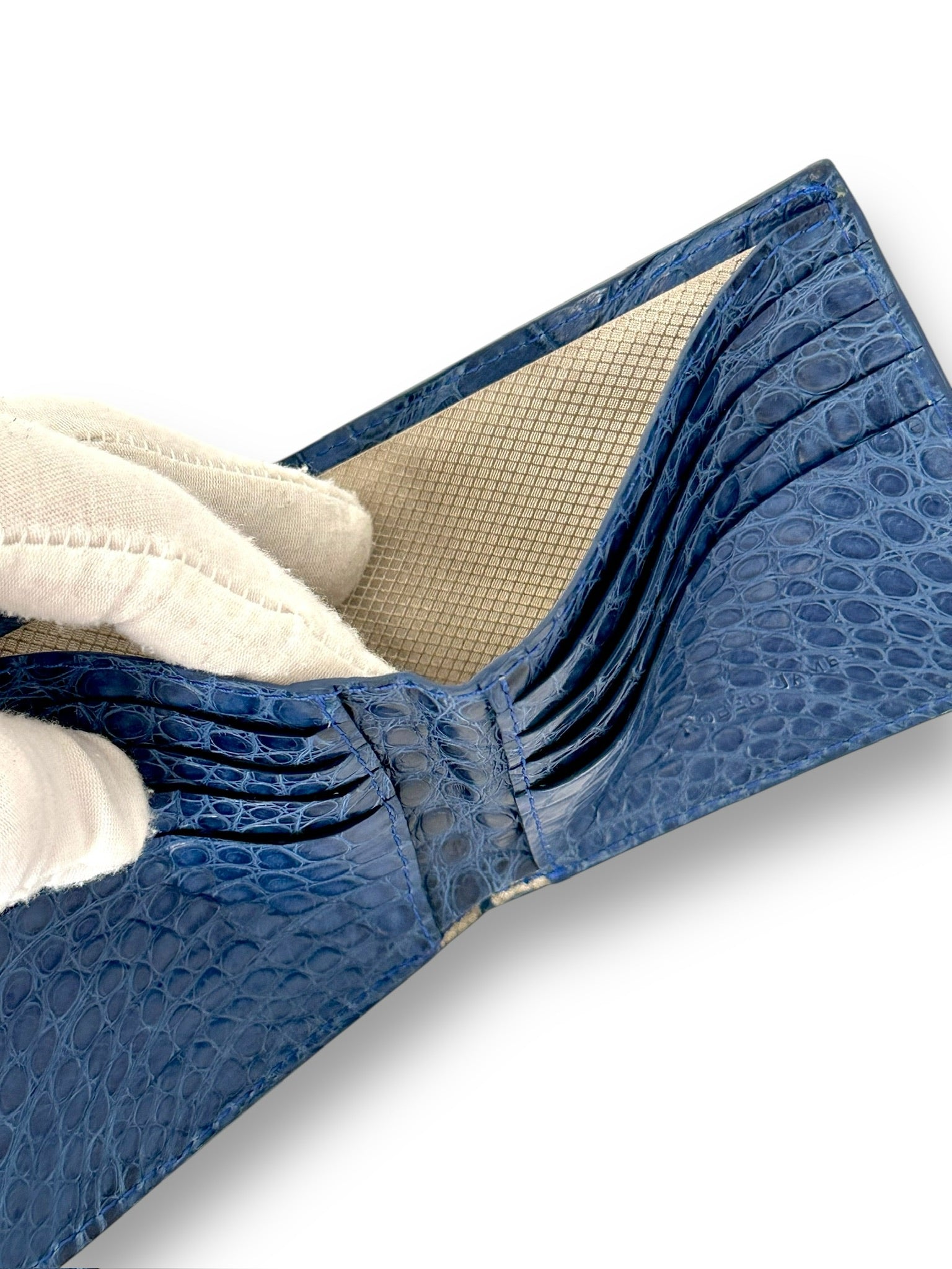 Sapphire Alligator - Bi-Fold Unisex Wallet image 3