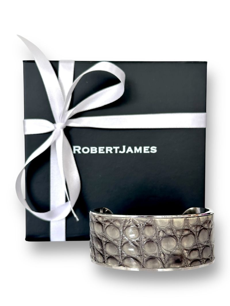 Hues of Grey Alligator - Ashley Cuff image 0